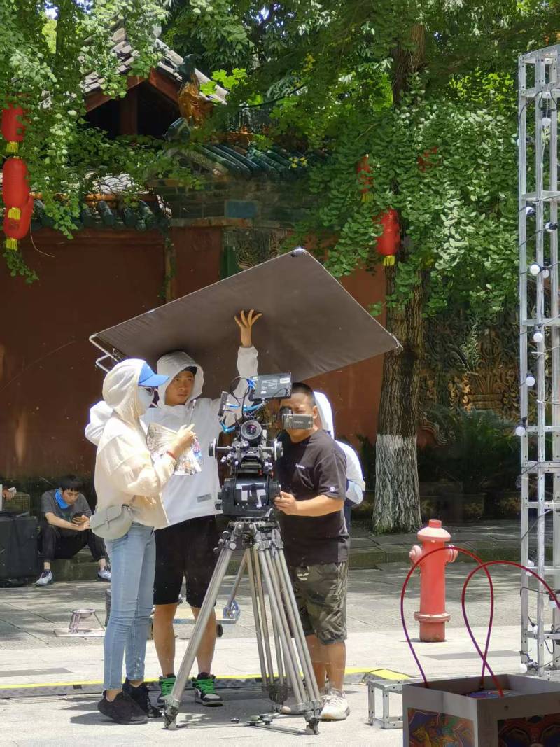 丘北县TVC拍摄公司：资深团队坐镇，打造现象级广告作品的幕后推手